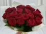 Букет из 21 красной розы в упаковке